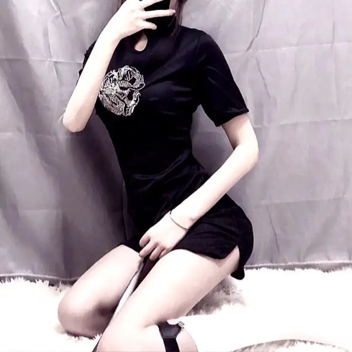 毛驴县令之酸儿辣女 海报