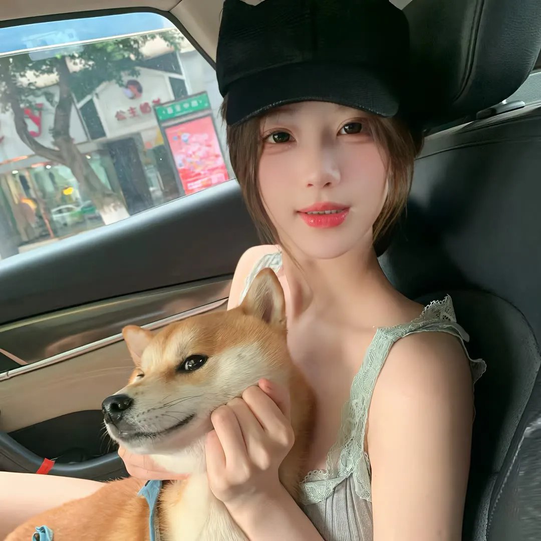 远看是蔚蓝的春天 海报